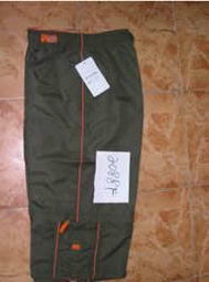 福州榮登貿(mào)易服裝鞋帽零售與批發(fā) 一站式采購，引領(lǐng)時(shí)尚新潮流